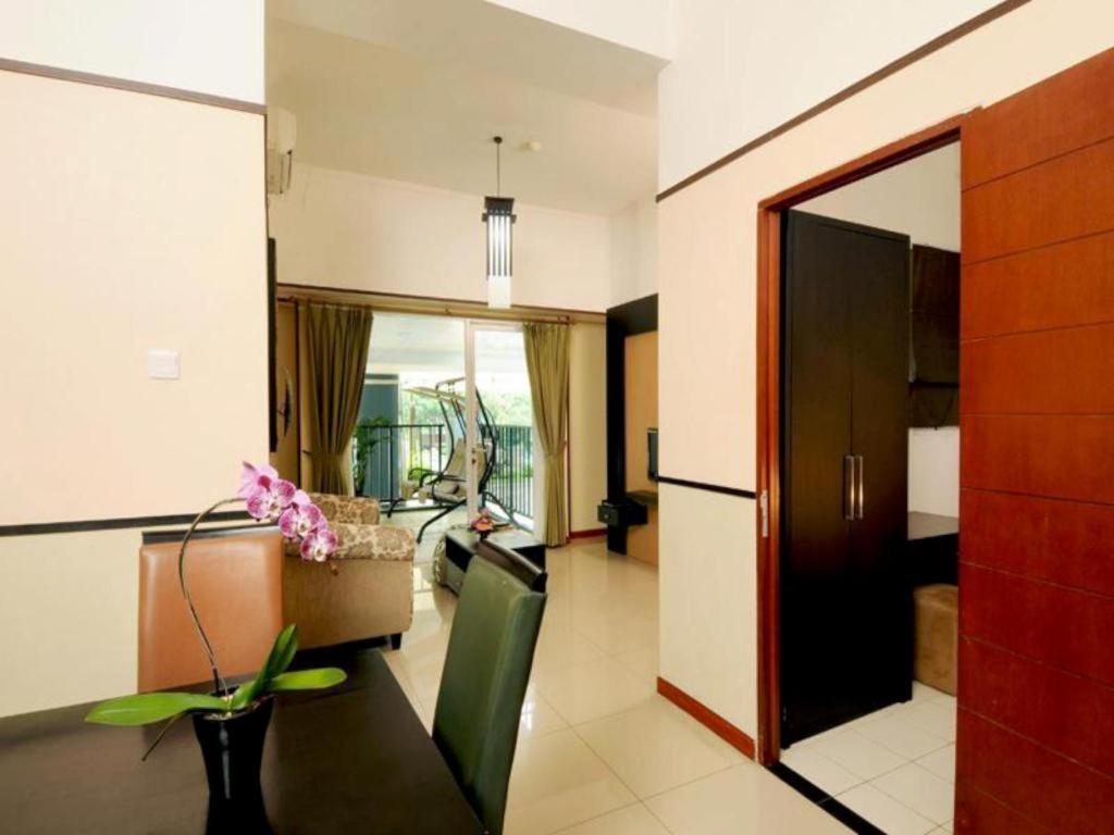 Marbella Hotel Dago Bandung Exterior photo