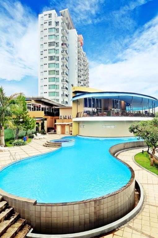 Marbella Hotel Dago Bandung Exterior photo