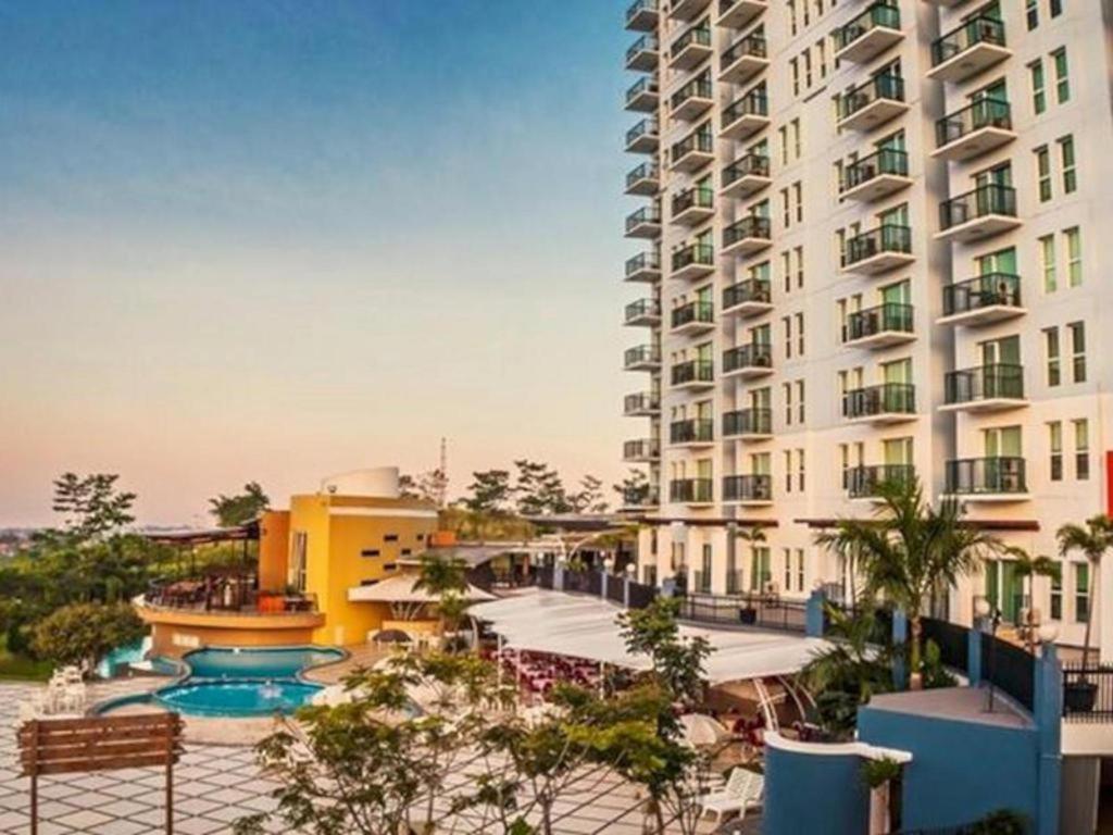 Marbella Hotel Dago Bandung Exterior photo