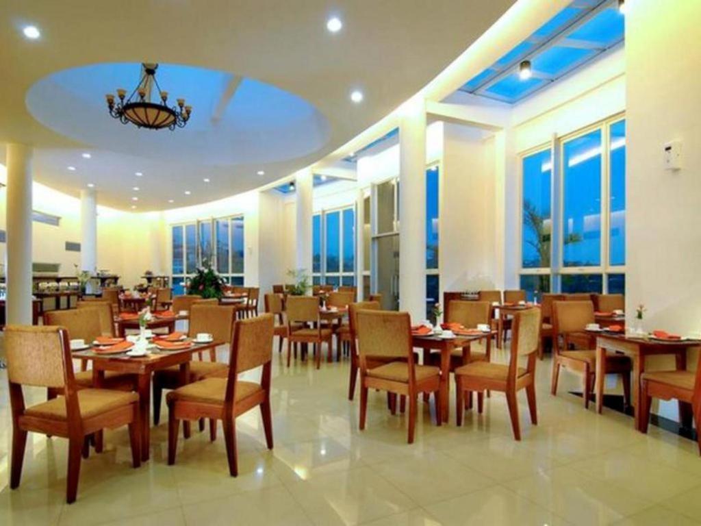 Marbella Hotel Dago Bandung Exterior photo